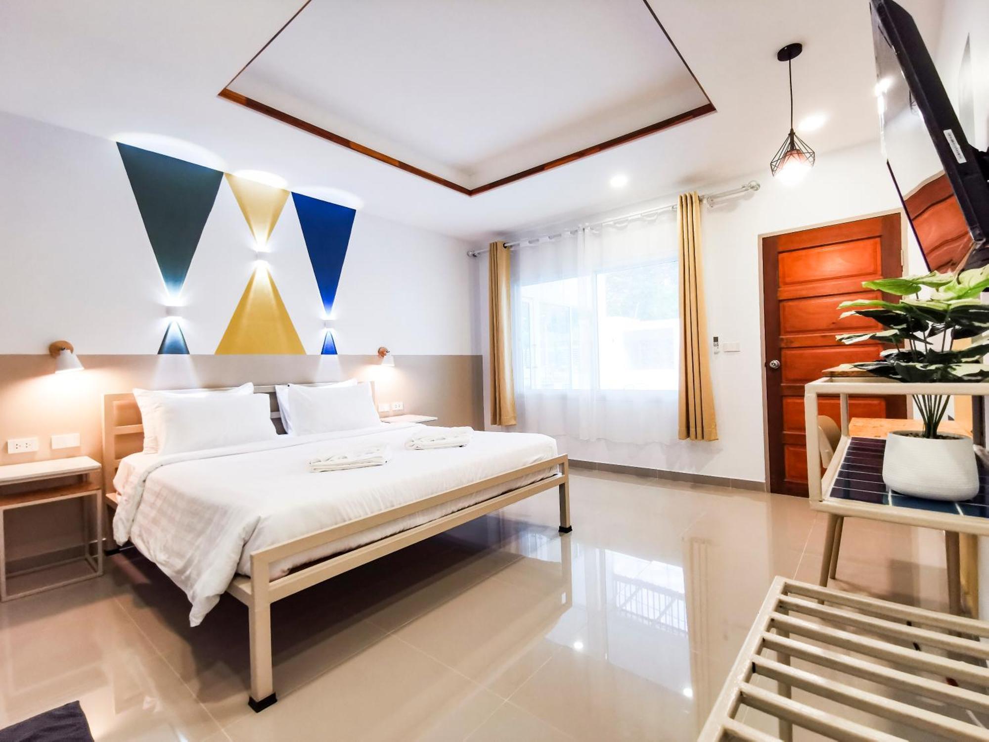 Thepprasit Cosy Villa Pantai Jomtien Bagian luar foto